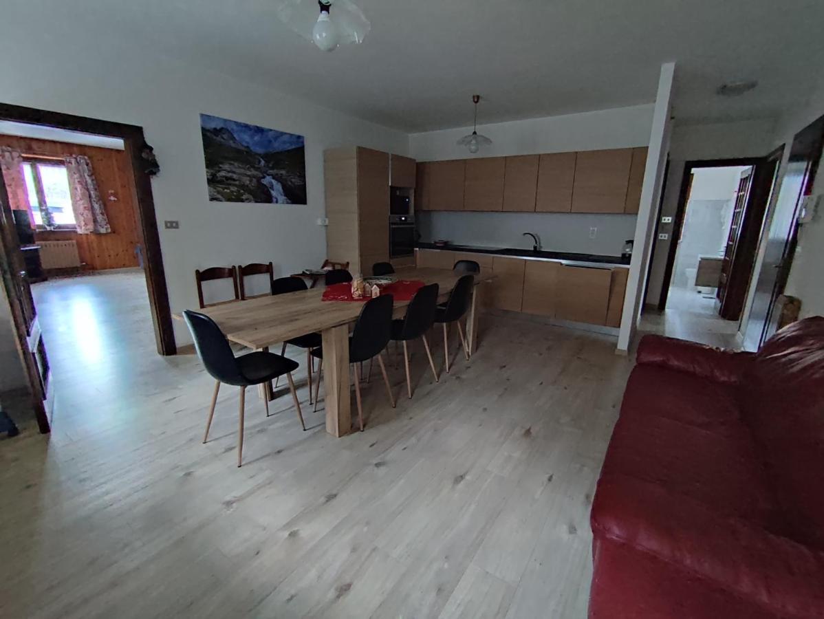Maison Dede Cir Vda Introd 0007 Luaran gambar