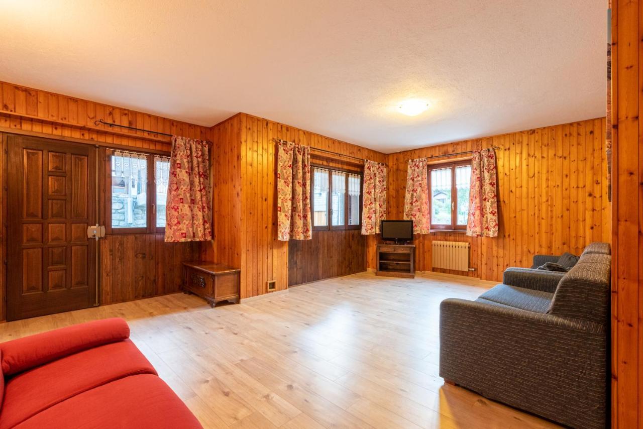 Maison Dede Cir Vda Introd 0007 Luaran gambar